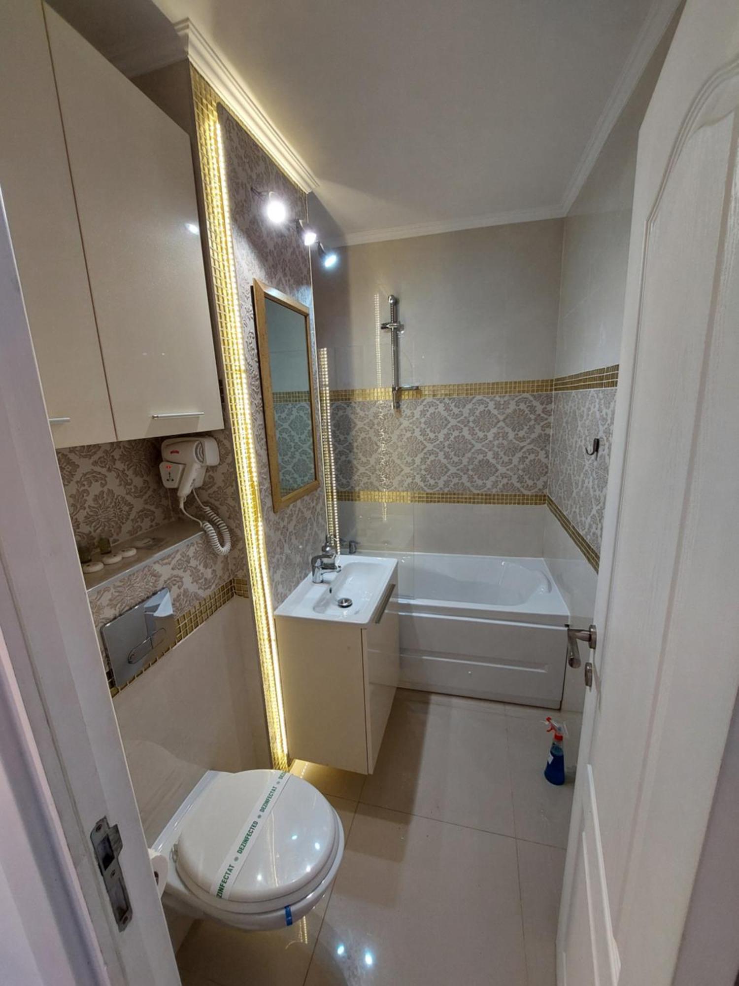 Onyx - Wonder Aparthotel Braşov Buitenkant foto
