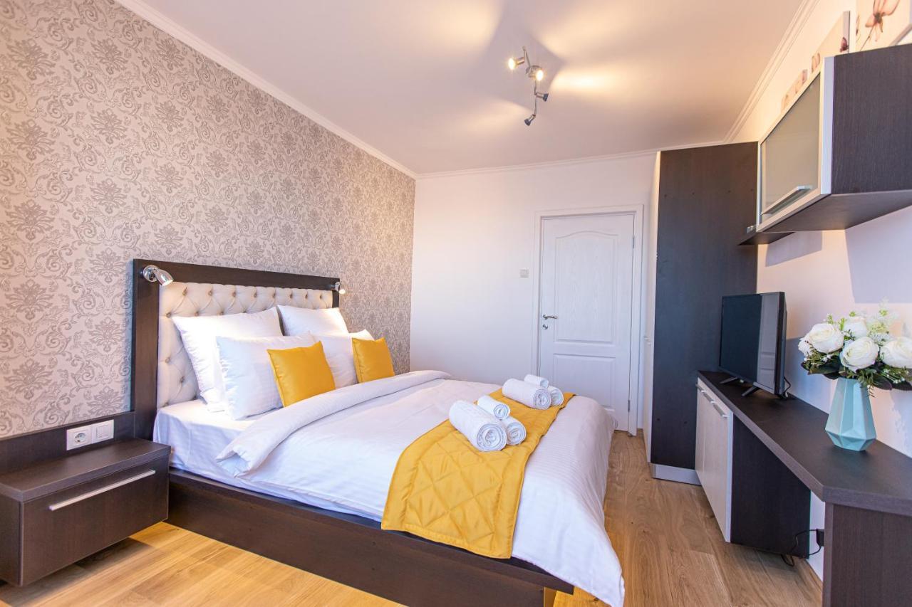 Onyx - Wonder Aparthotel Braşov Buitenkant foto