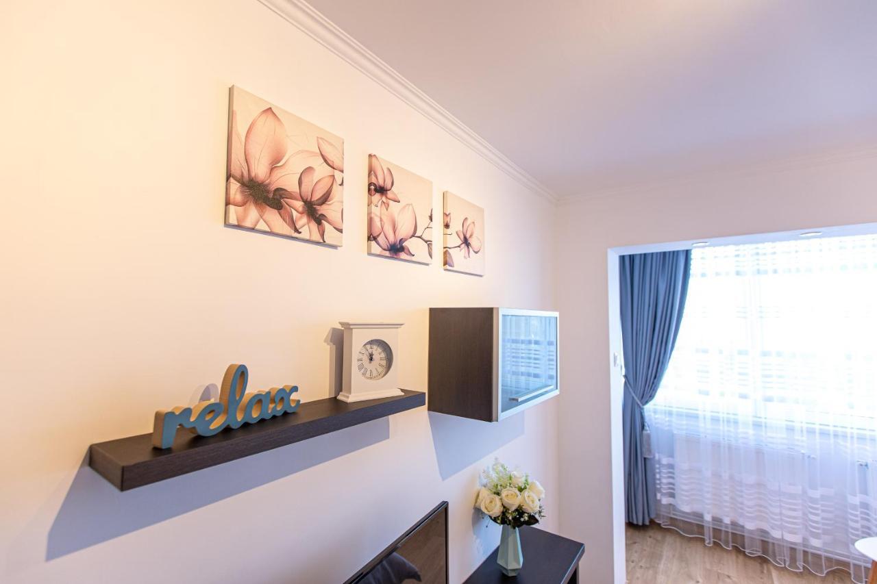 Onyx - Wonder Aparthotel Braşov Buitenkant foto
