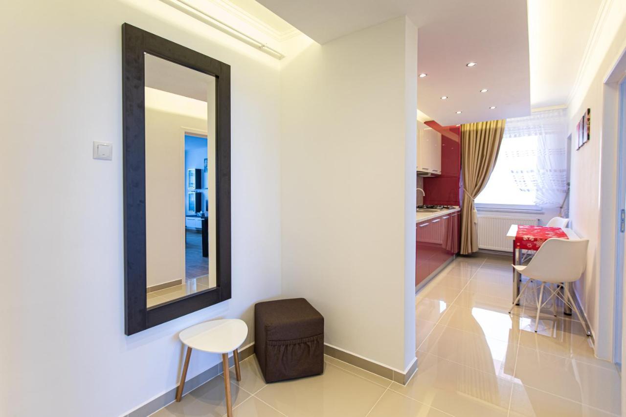 Onyx - Wonder Aparthotel Braşov Buitenkant foto