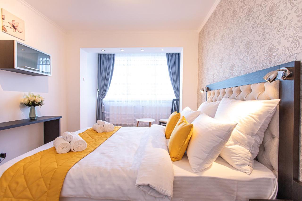 Onyx - Wonder Aparthotel Braşov Buitenkant foto