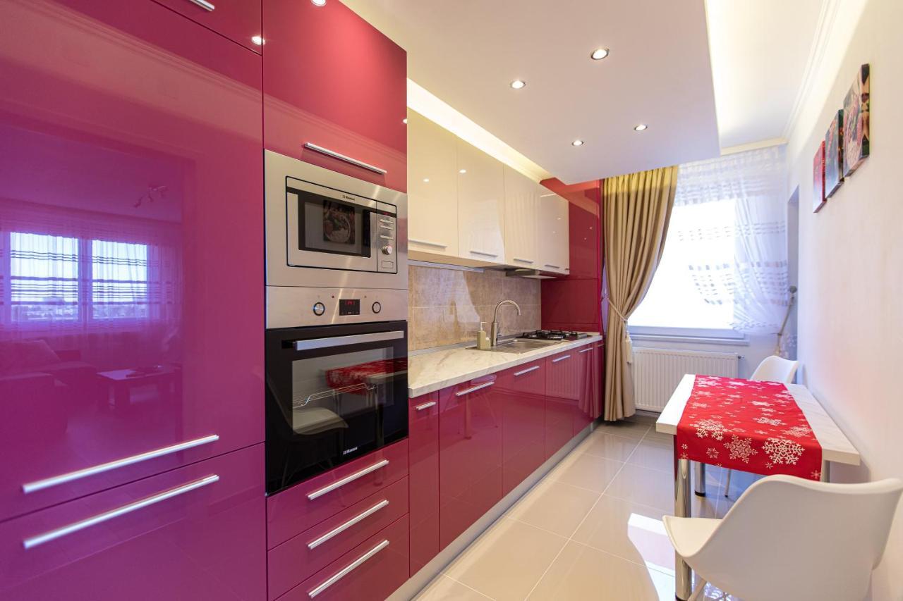 Onyx - Wonder Aparthotel Braşov Buitenkant foto